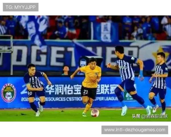 武汉三镇主场遭逆转失利 深圳新鹏城客场取胜斩获关键积分 武汉三镇主场遭逆转失利 深圳新鹏城客场取胜斩获关键积分